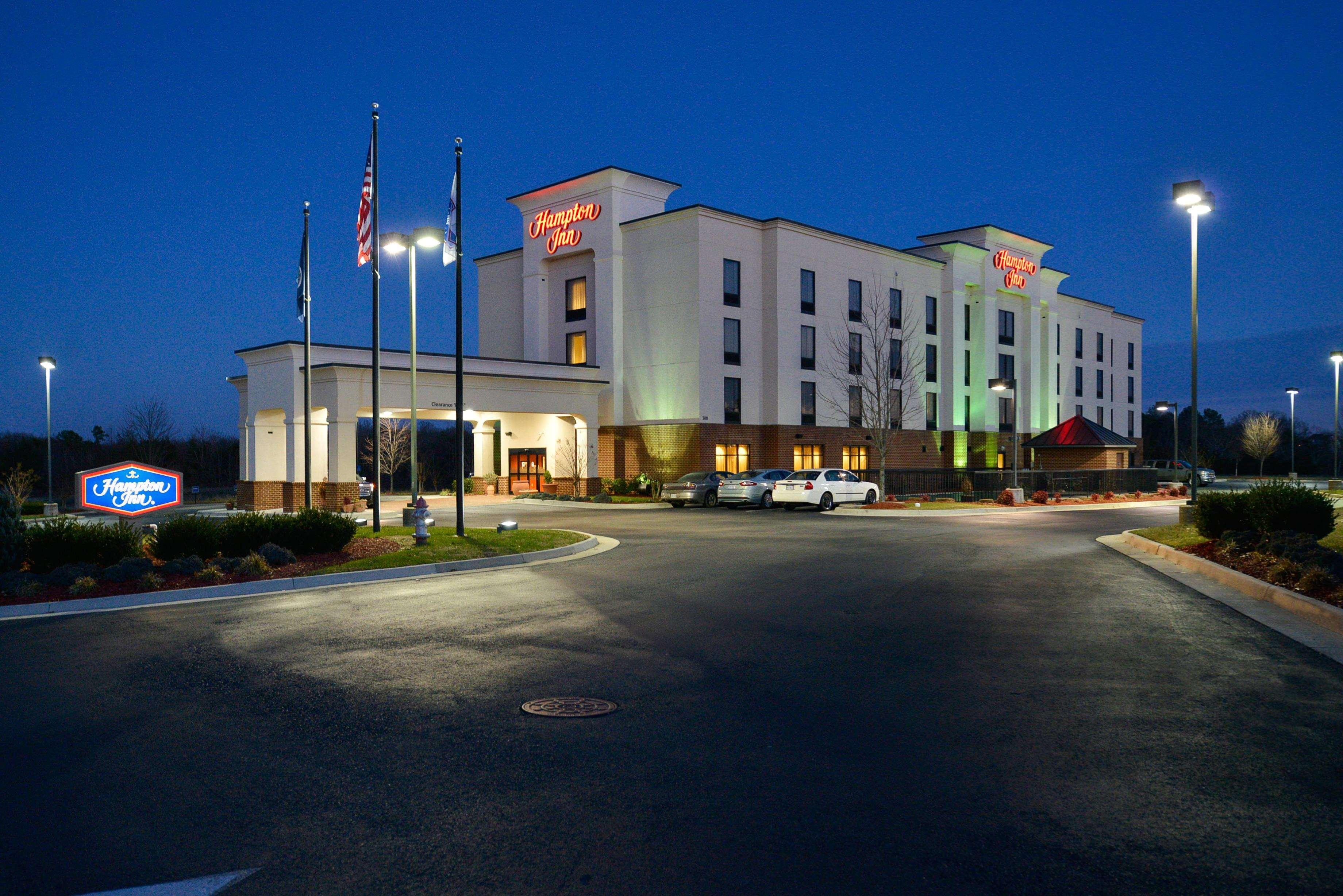 Hampton Inn Farmville Bagian luar foto