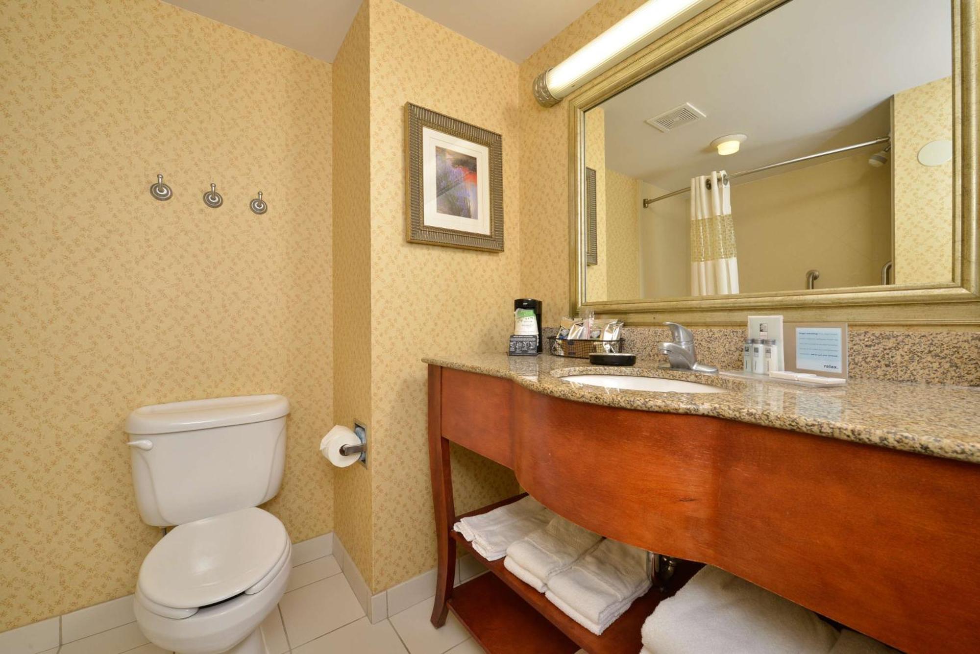 Hampton Inn Farmville Bagian luar foto