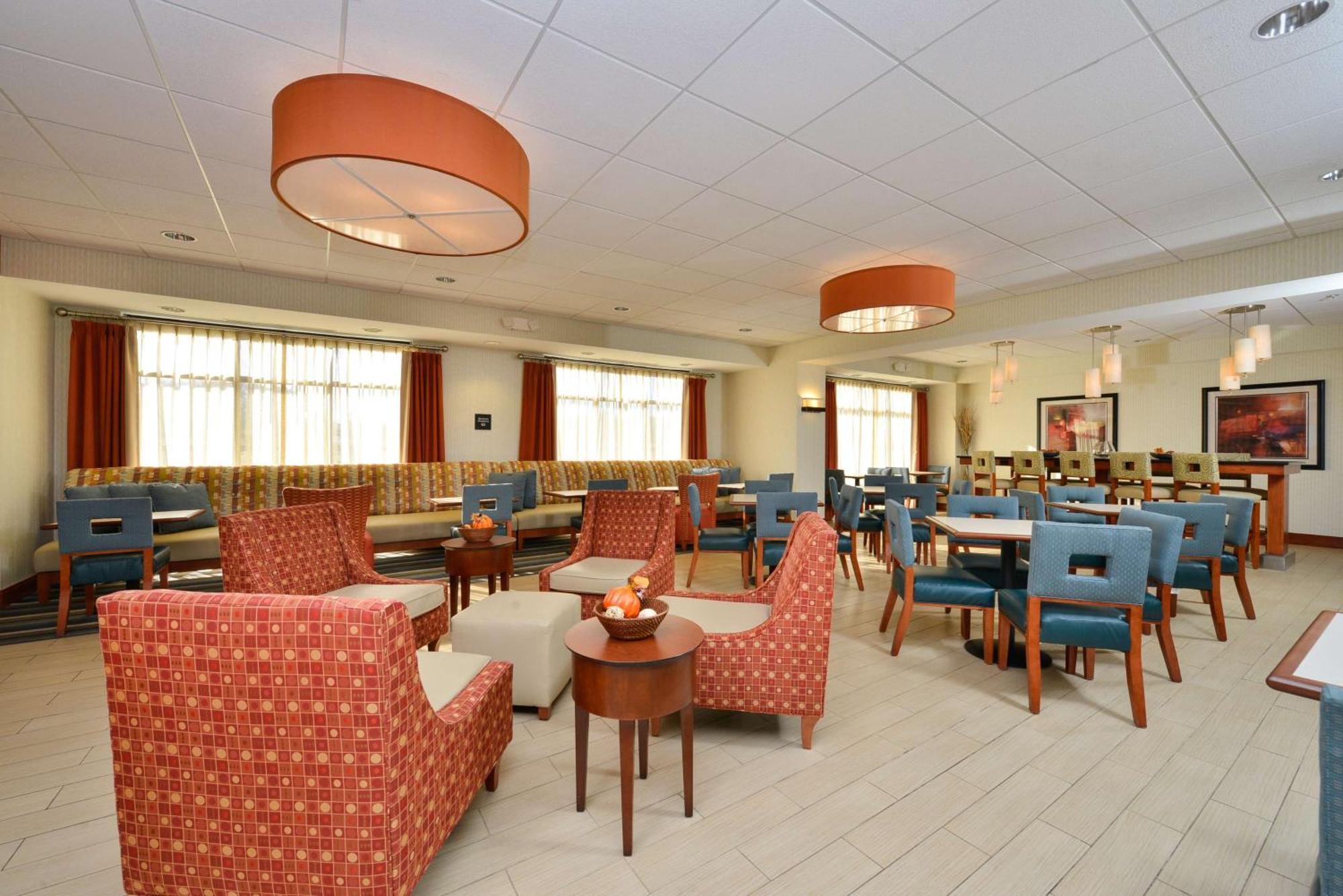 Hampton Inn Farmville Bagian luar foto