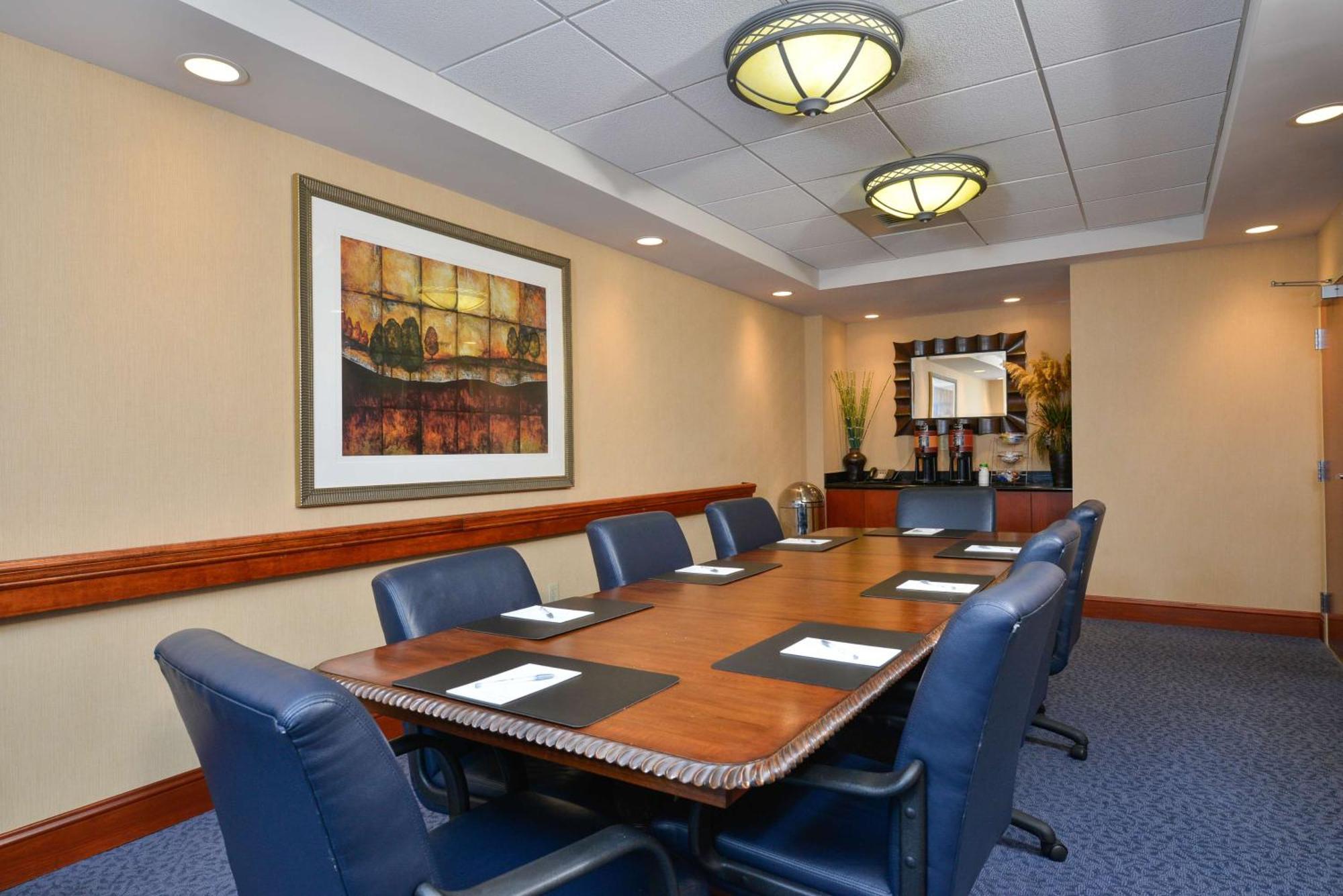 Hampton Inn Farmville Bagian luar foto