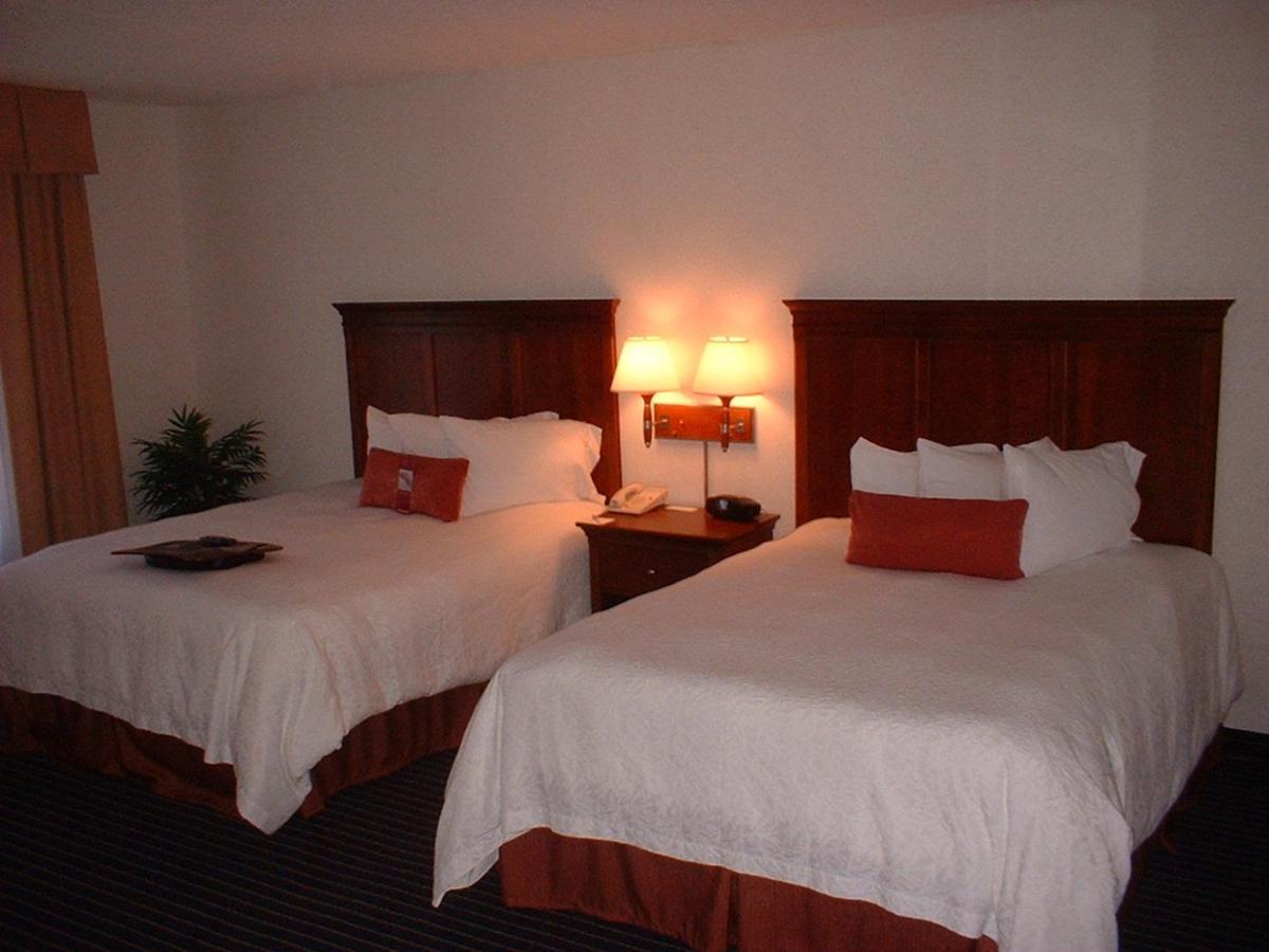 Hampton Inn Farmville Bagian luar foto
